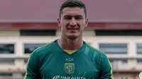 Slavko Damjanovic Comeback, Persebaya Banyak PR kontra Borneo FC